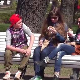 国产街头搭讪小视频,国产小视频揭秘本土恋爱技巧