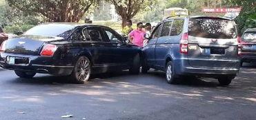 国产车撞车盘点视频,揭秘真实安全性能