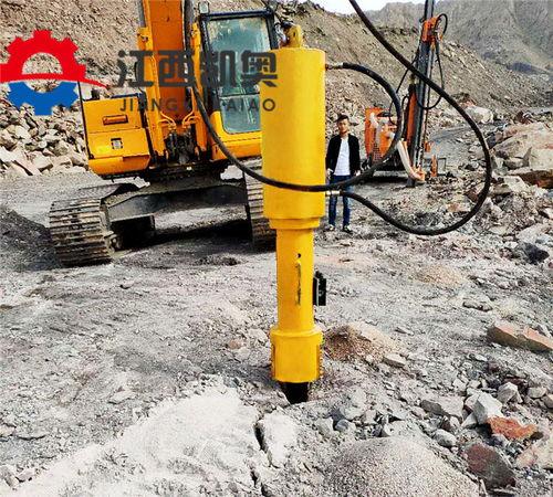 国产岩石劈裂机维修视频